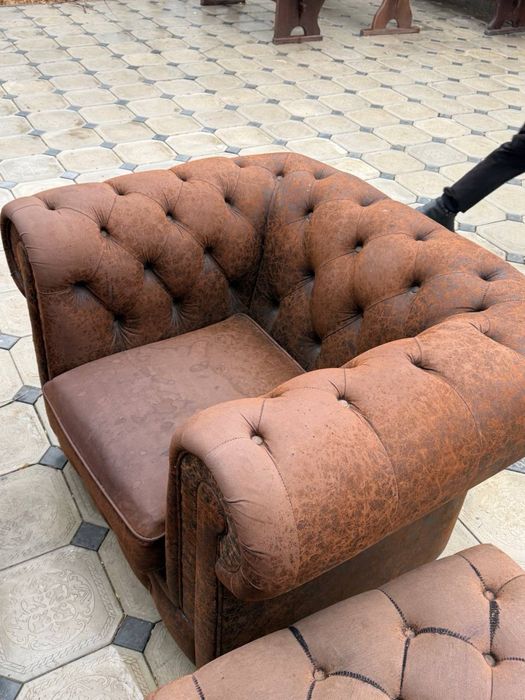 Диван , кресло, и банкетка