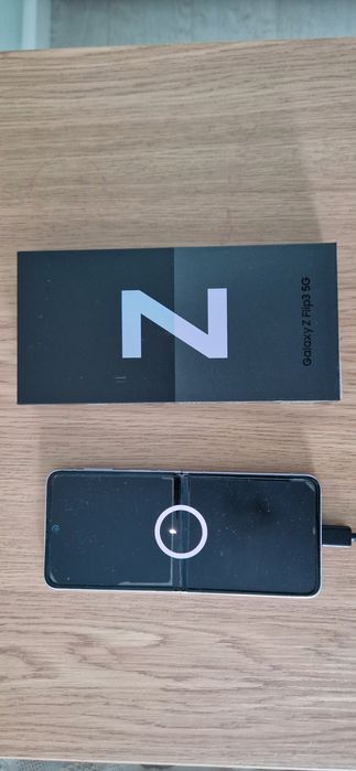 Продам Galaxy Z Flip3