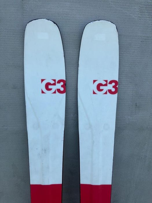 Ski Schiuri tura G3 FINDr Full Carbon Tech cu legaturi  G3 ION 12  si piei de foca