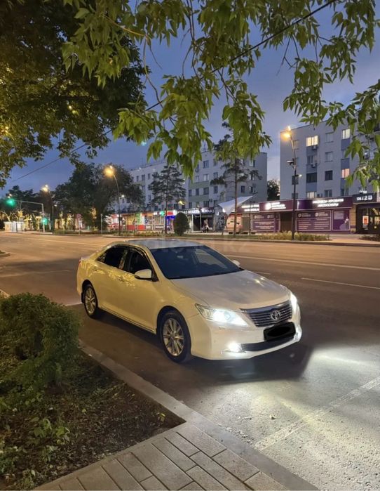 Toyota Camry 50