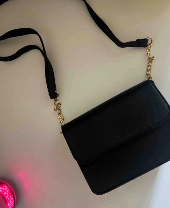 Продам сумку мини клатч