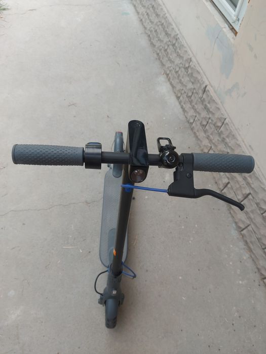Электросамокат Xiaomi  Mi electric  scooter  3