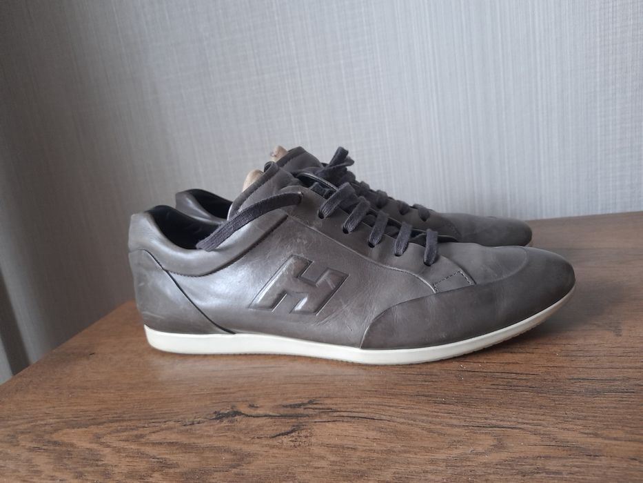 HOGAN мъжки обувки 42 номер.