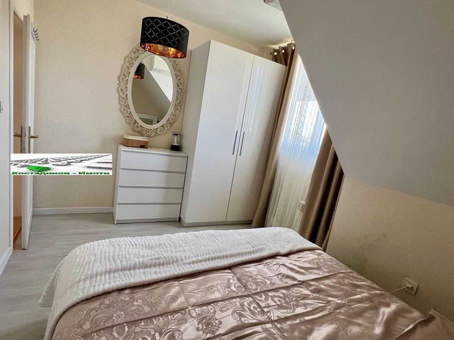 Продава се Тристаен апартамент в Пловдив, Център - 120 кв.м за 2763 €/кв.м - Снимка #9