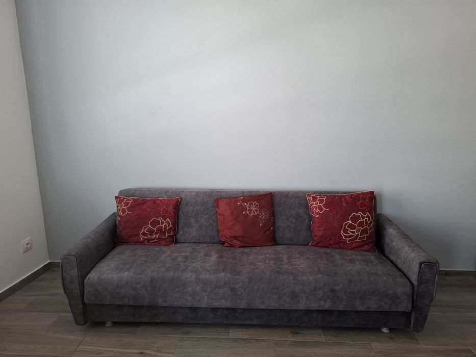 Продавам мебели за дневна