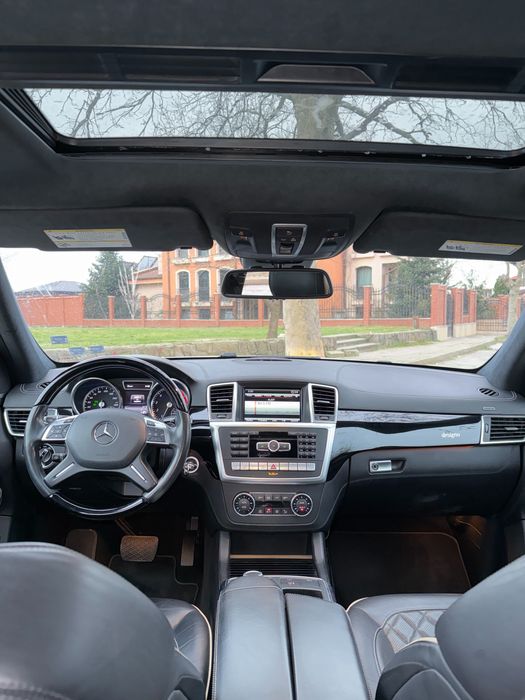 Mercedes-Benz GL 550