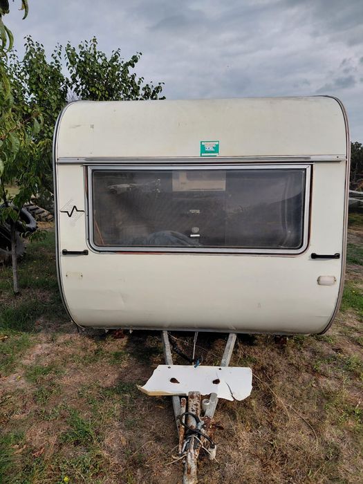 Rulota 2 persoane - fara acte - stare buna - 750eur Arad • OLX.ro