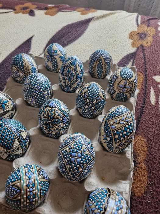 Vand oua încondeiate