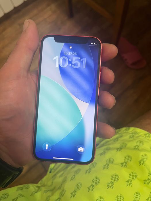 Iphone 12mini red