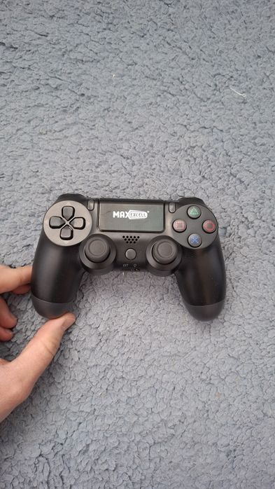 Playstation 4/ ps4 slim