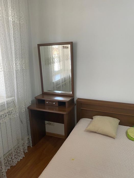 Гарнитур, кровать, прихожая