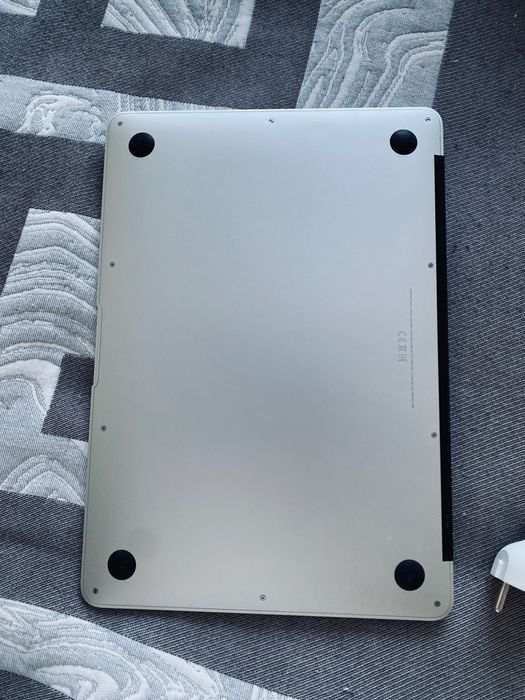 Макбук на запчасти