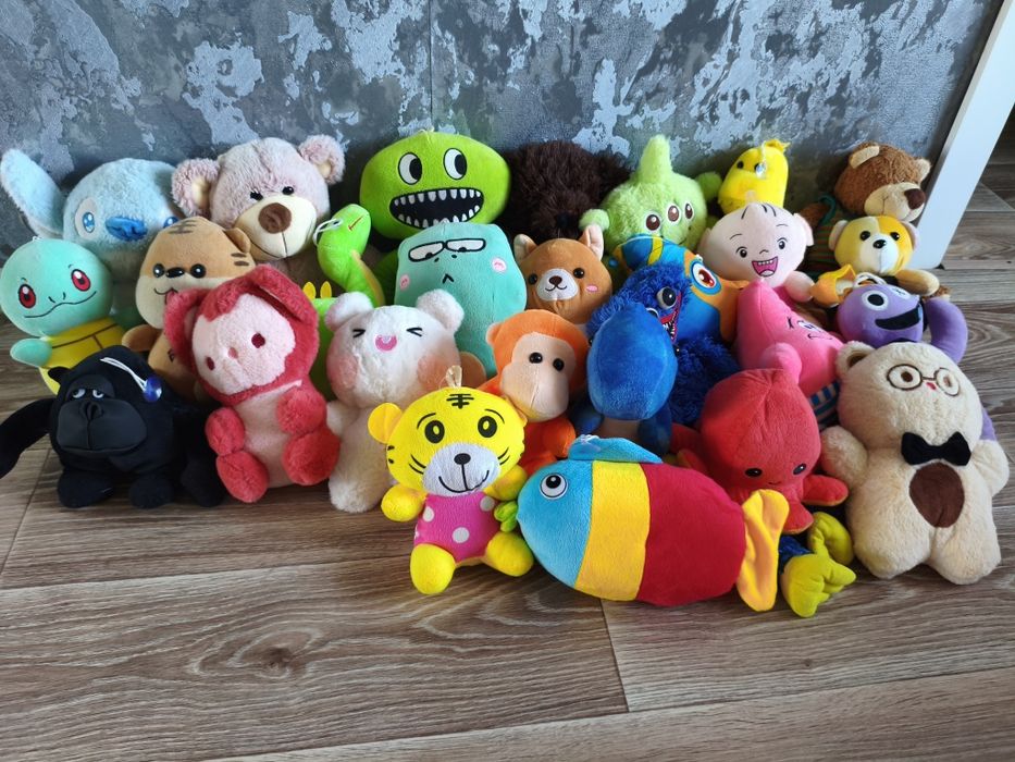 Продам игрушки все