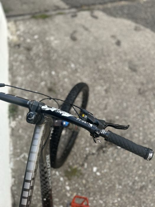 bicicleta hardtail specialized