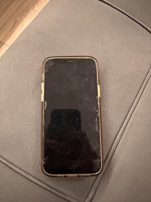 Iphone 11 на запчасти