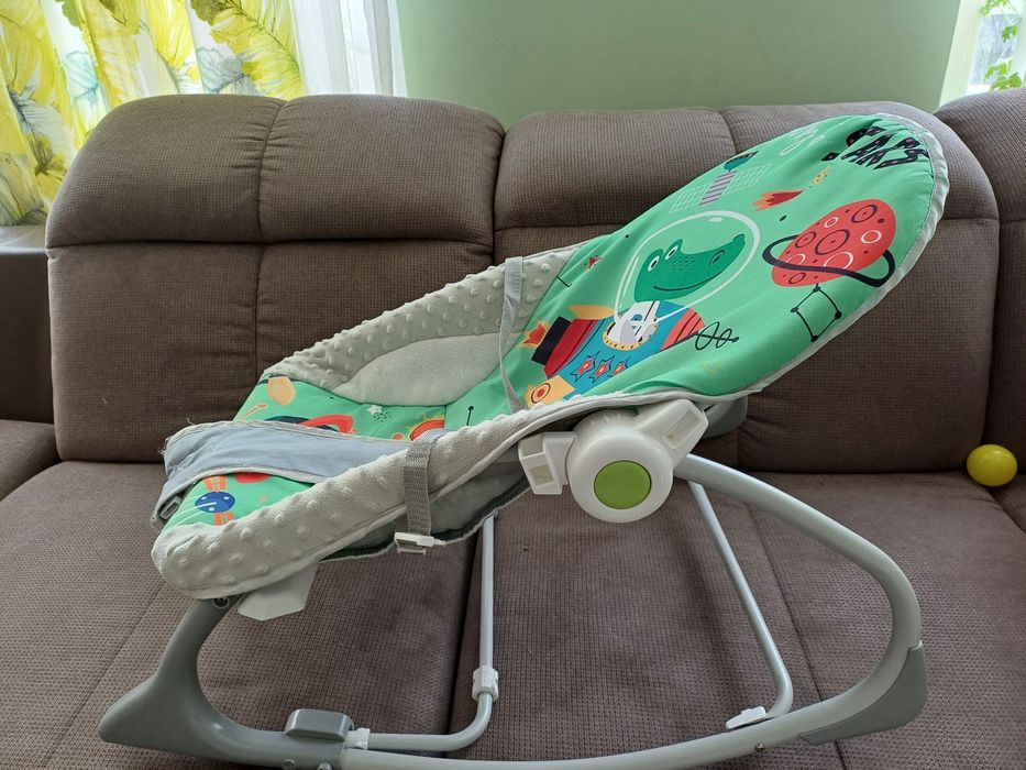 Chipolino шезлонг -люлка Baby Spa зелен