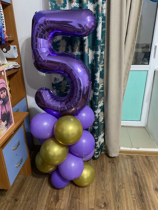 Продам стойку с шарами и цифрой