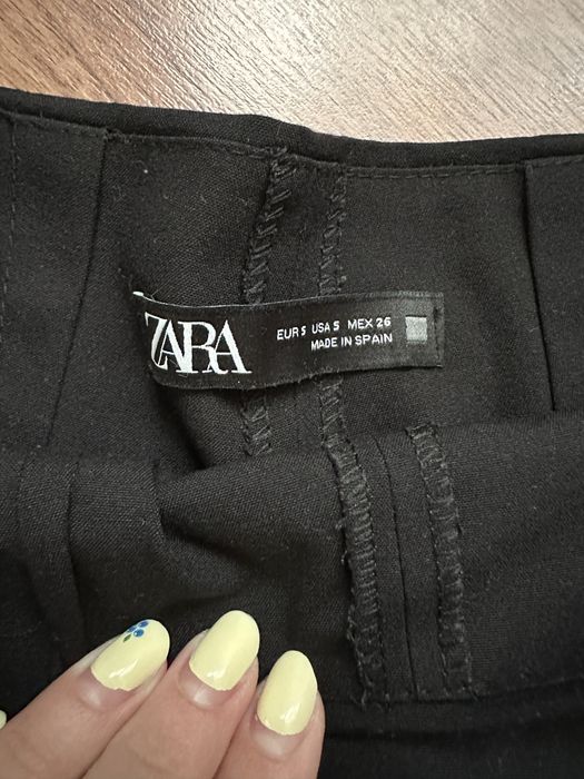 Пола панталон Zara