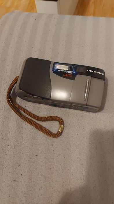 Винтидж фотоапарат Camedia C 400 L