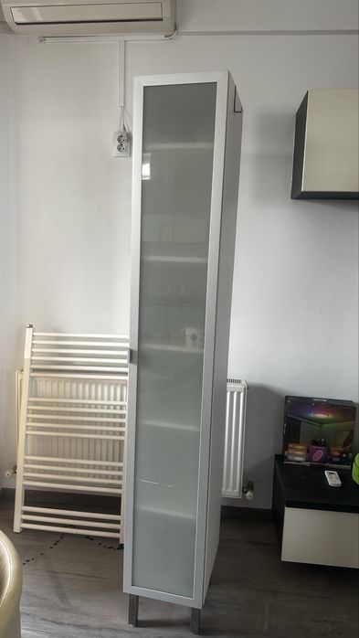 Obiecte sanitare baie / canapea uzata / usi - cartierul Damaroaia