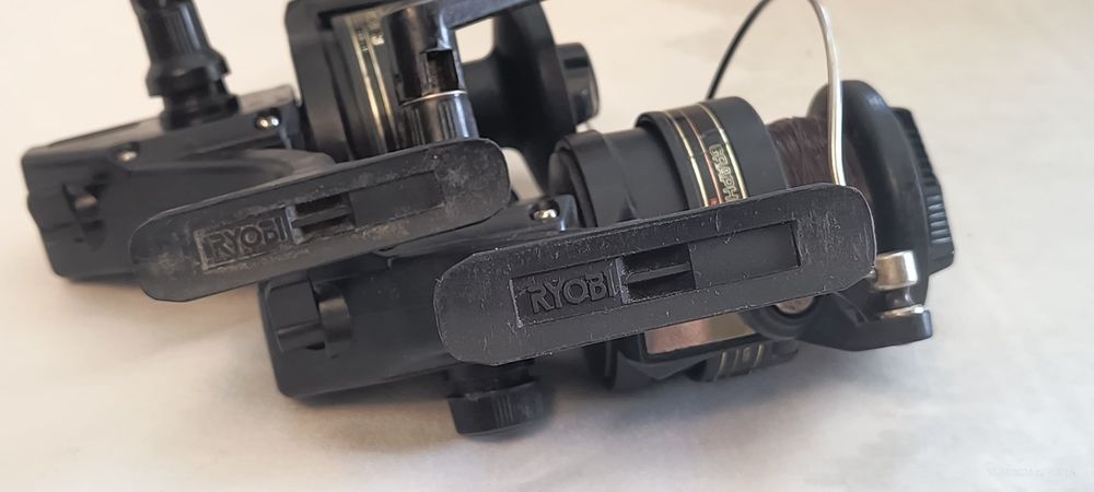 2бр. Ретро макари Ryobi GB 3 (Graphite/Ball Bearing)