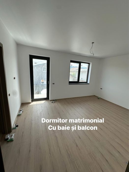 Casă tip duplex de vânzare – Cartier Izvor, Tărlungeni