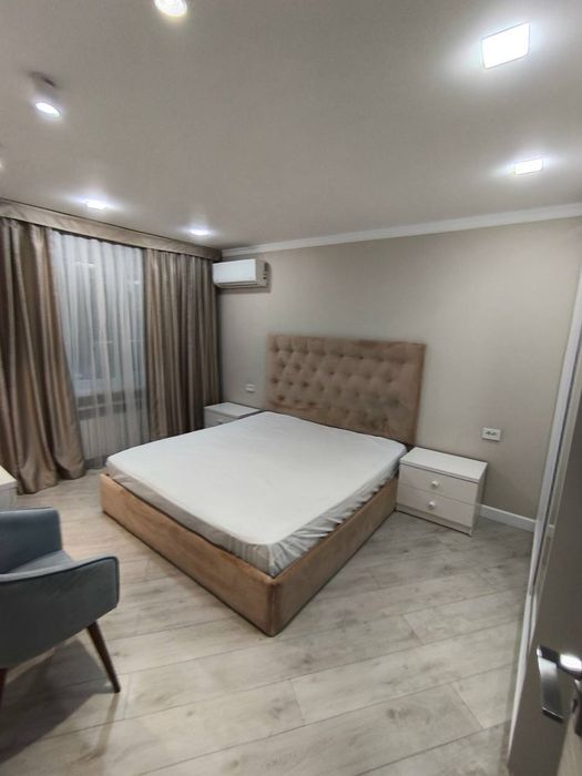 2в3/3/4 Новомосковская Аккурган, 77 серия кирпич, есть сушилка, 68м2