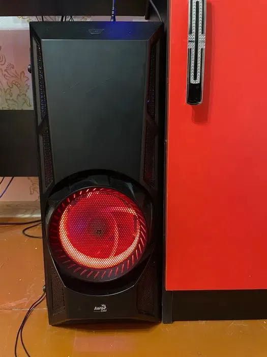 Продам игровой компьютер срочно