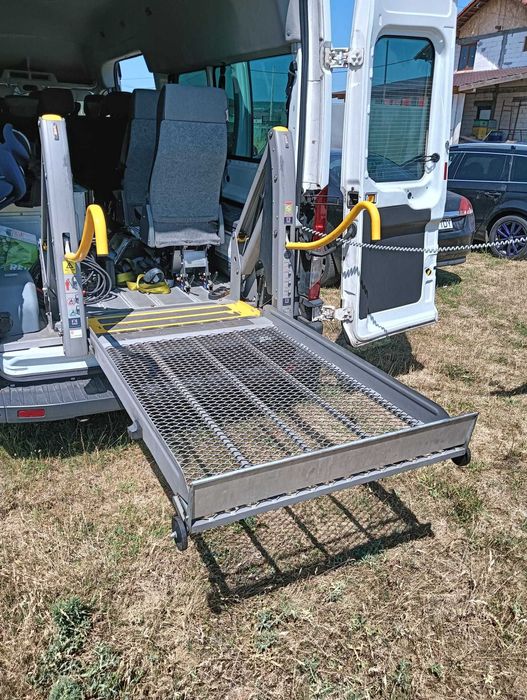 Lift pentru persoanele cu dizabilități