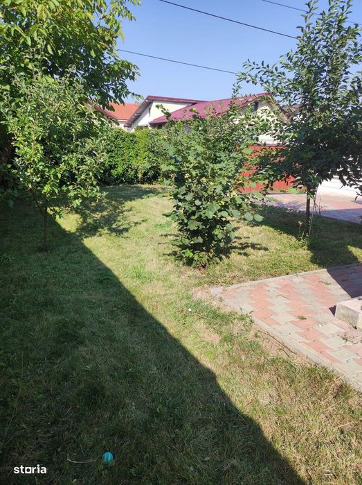 Casă finisată cu curte proprie,garaj in Gheorgheni lângă baza sportivă