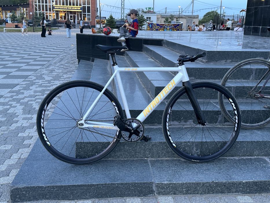 Продается фикс Intro7 FS-02