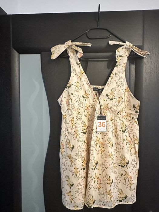 Tricouri dama 9 bucati …toate 80 lei