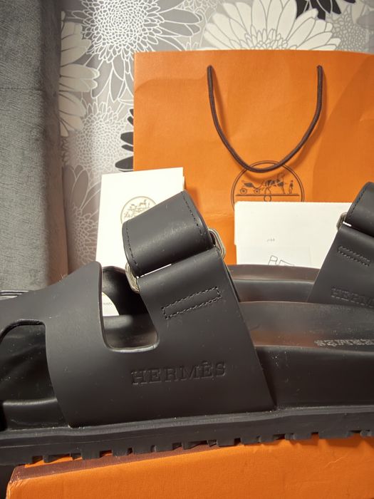 Vand papuci hermes barbati piele
