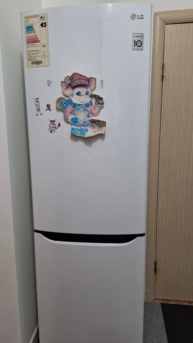 Холодильник-2м-25см