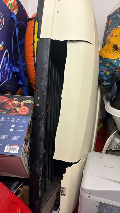 Автобокс, со сломанной крышкой