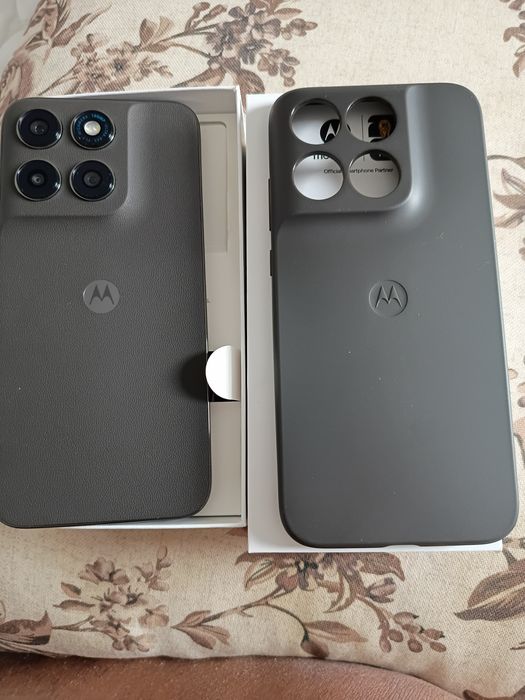 Moto G77 nou la cutie