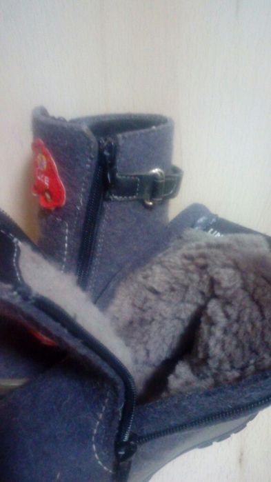 Продам детские валенки