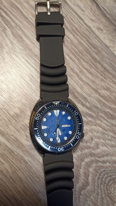 Часы кварцевые Seiko prospex.
