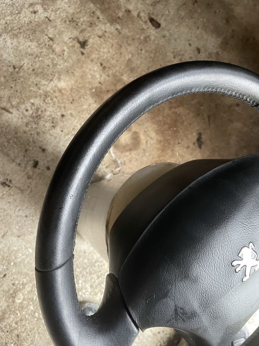 Волан за Пежо 407 2004 до 2008г