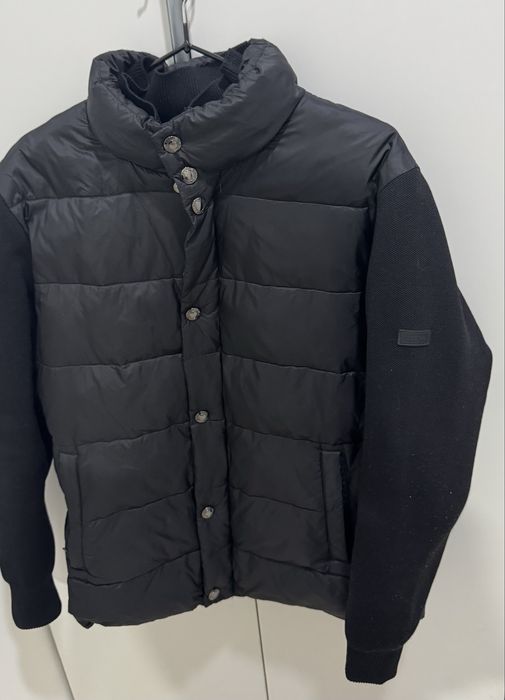 Продам Мужскую куртку