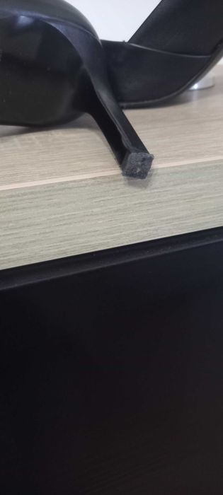 Pantofi din piele Calvin Klein, mărimea 39