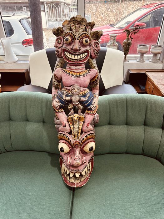 Голяма азиатска ритуална дървена маска / тотем