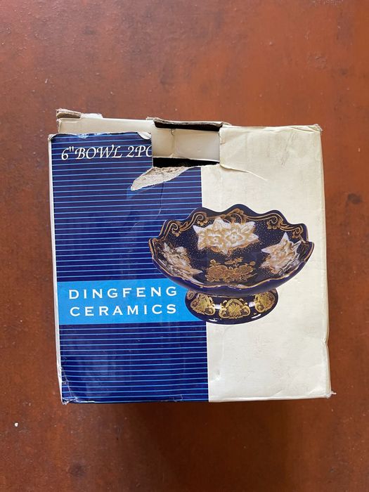 Ваза (2 штук) новая ( 15  см диаметр ) фирмы DingFeng Ceramics