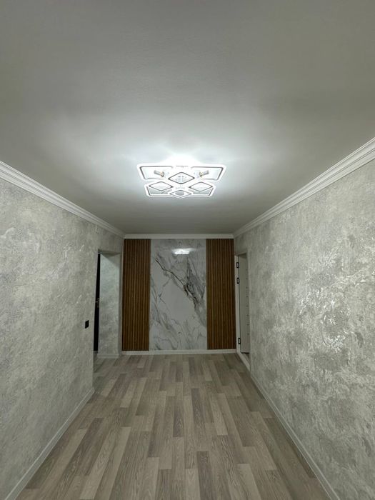 Сотилади 2/4/4 Коракамиш 1/2