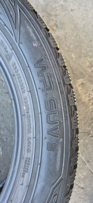 2 anvelope iarna Nokian 265/50/20.Pretul este pe bucata.