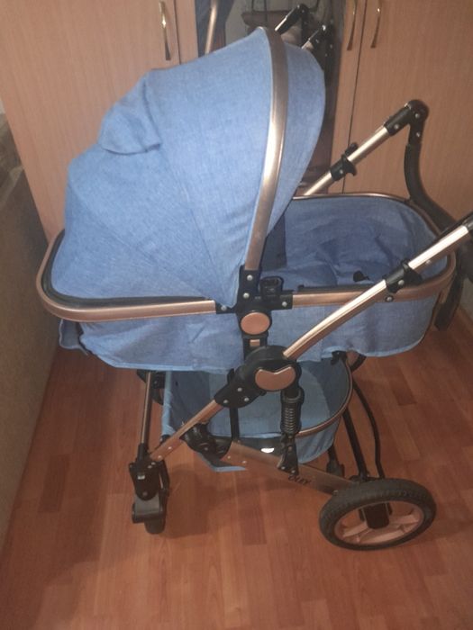 Продам детскую коляску