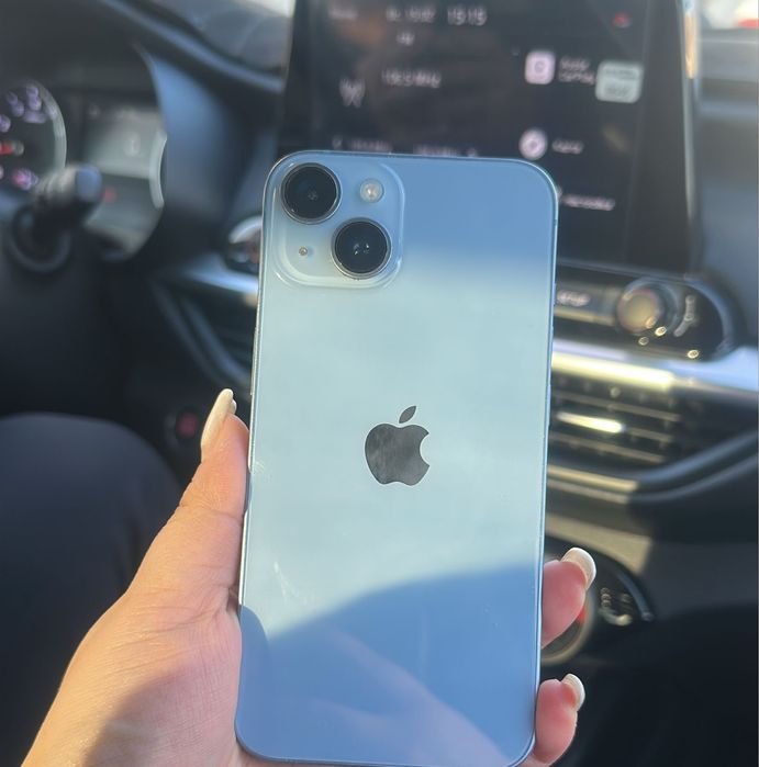 Продам Iphone 14