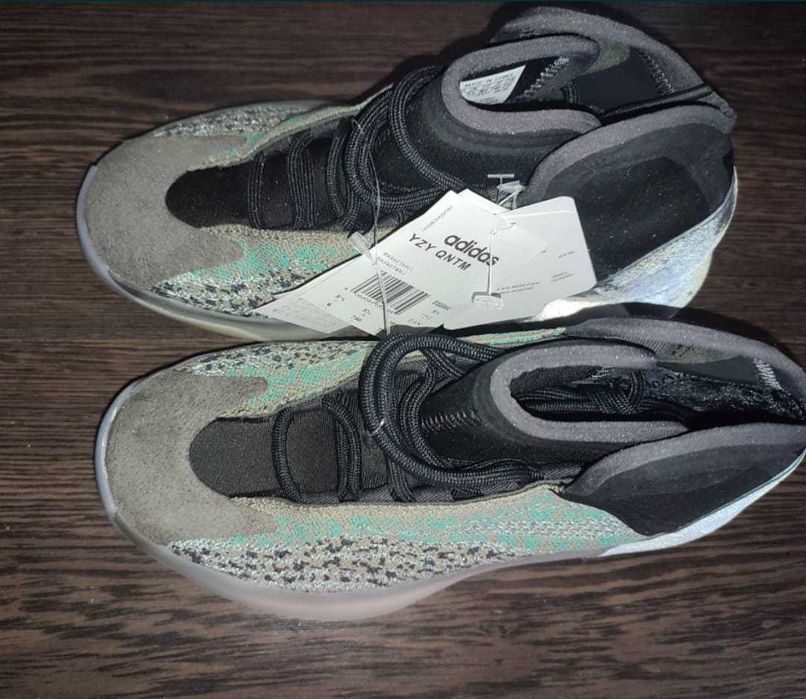 Adidas Yeezy Quantum  nr 44