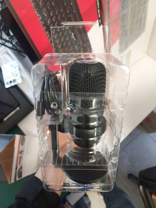 Новый микрофон Solocast HyperX
