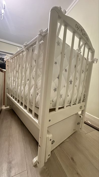 Продам Манеж детский